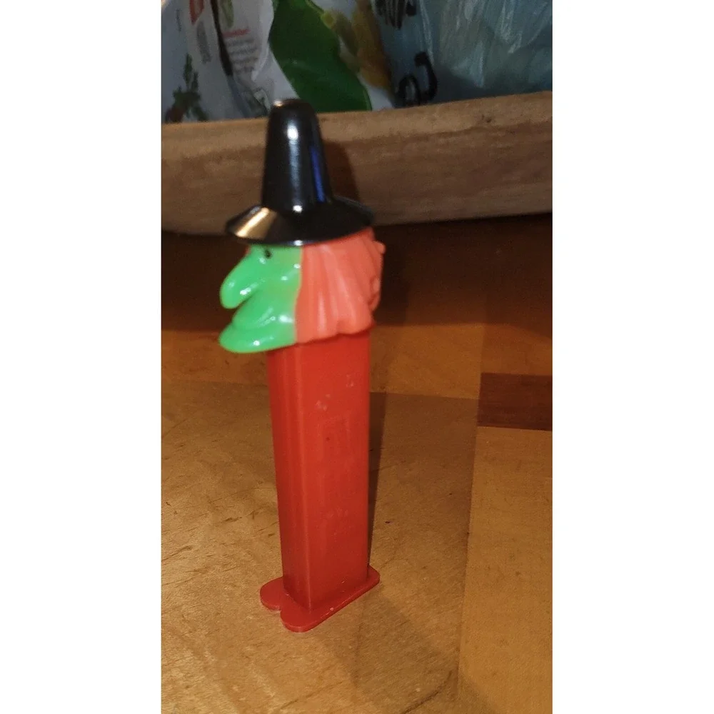 Vintage Witch Pez Dispenser Halloween 1971